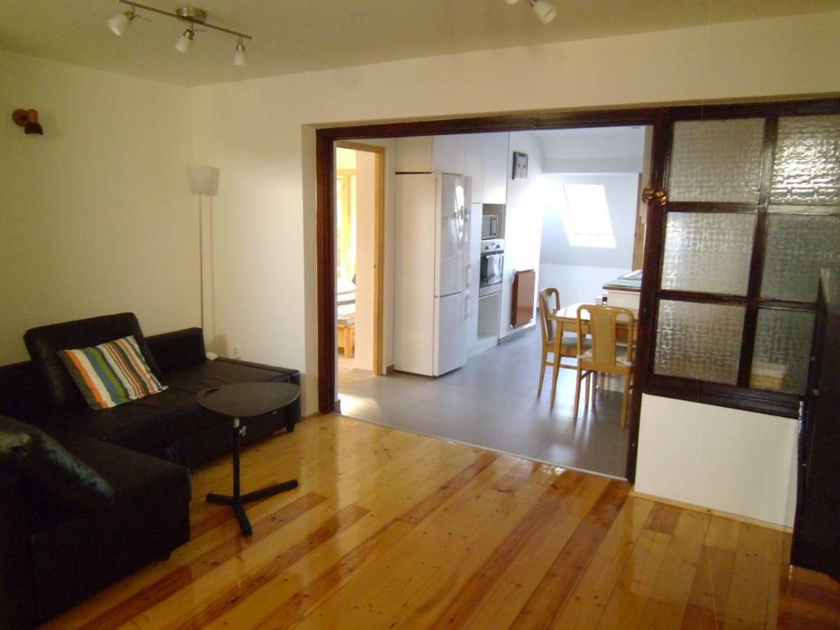Aulich Apartman Miskolc Exteriör bild